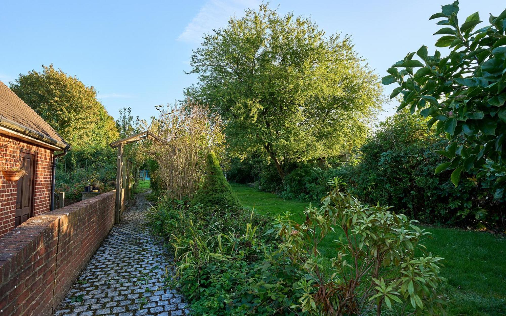 Nature Charm & Fruit Delights, Multi-Generation Celebratory Home -Try, Relax, Repeat - Sellindge Ashford  Exterior photo